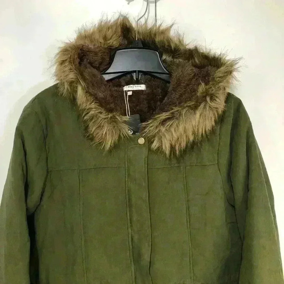 Women's Winter Olive Green Coat Hooded Warm Jacket with Fur Trim Size Medium - Picture 3 of 15